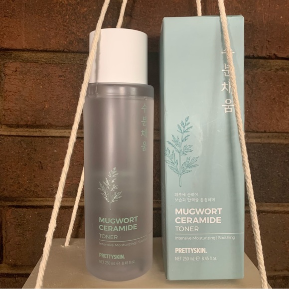 Other - PrettySkin Mugwort Ceramide Toner (Korean Beauty)